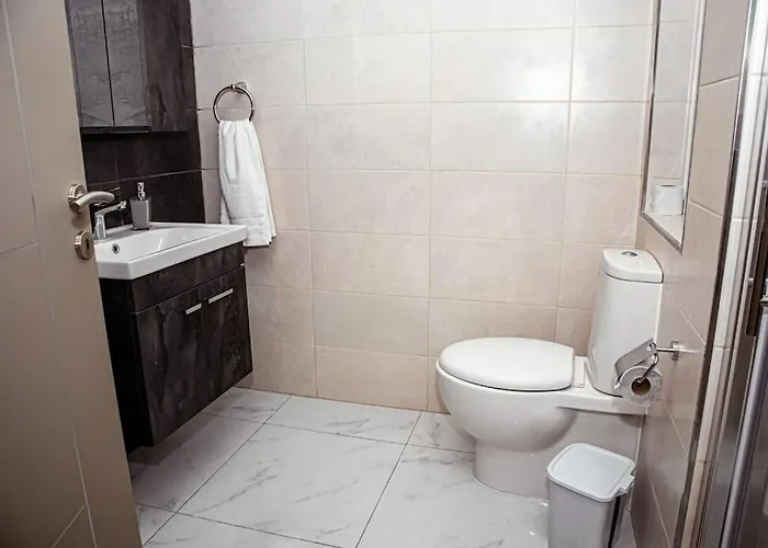 Stylish Seafront Spinola *