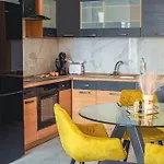 Stylish Seafront Spinola Apartamento *